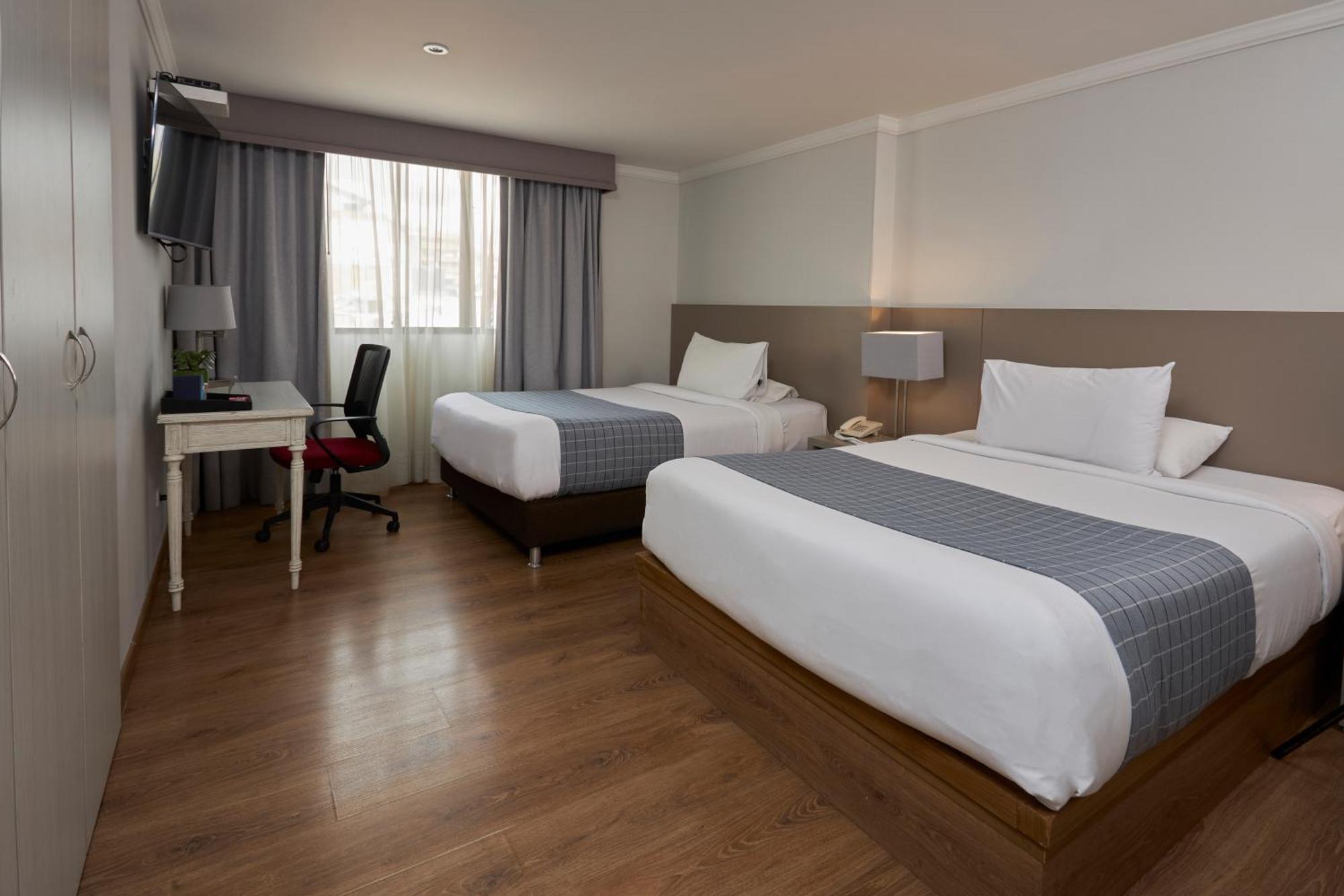 Hotel Saint Simon Bogota Exterior photo